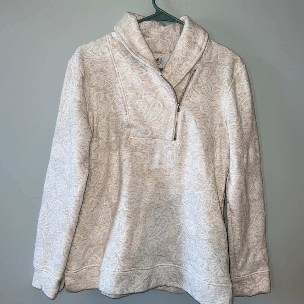 Croft and Barrow pullover, size medium
